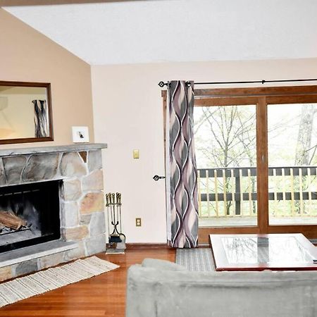 3-Bedroom Vacation Home Steps To Camelback Ski Area Ski-In Ski-Out Crescent Lake Экстерьер фото