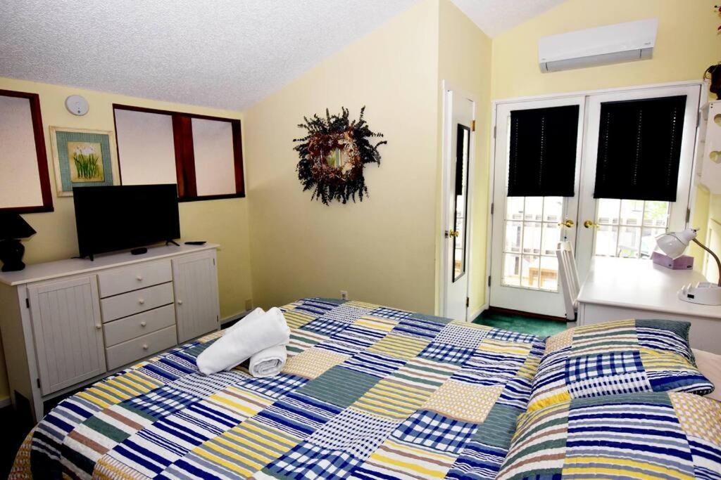 3-Bedroom Vacation Home Steps To Camelback Ski Area Ski-In Ski-Out Crescent Lake Экстерьер фото