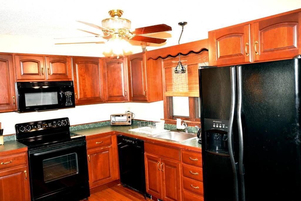 3-Bedroom Vacation Home Steps To Camelback Ski Area Ski-In Ski-Out Crescent Lake Экстерьер фото