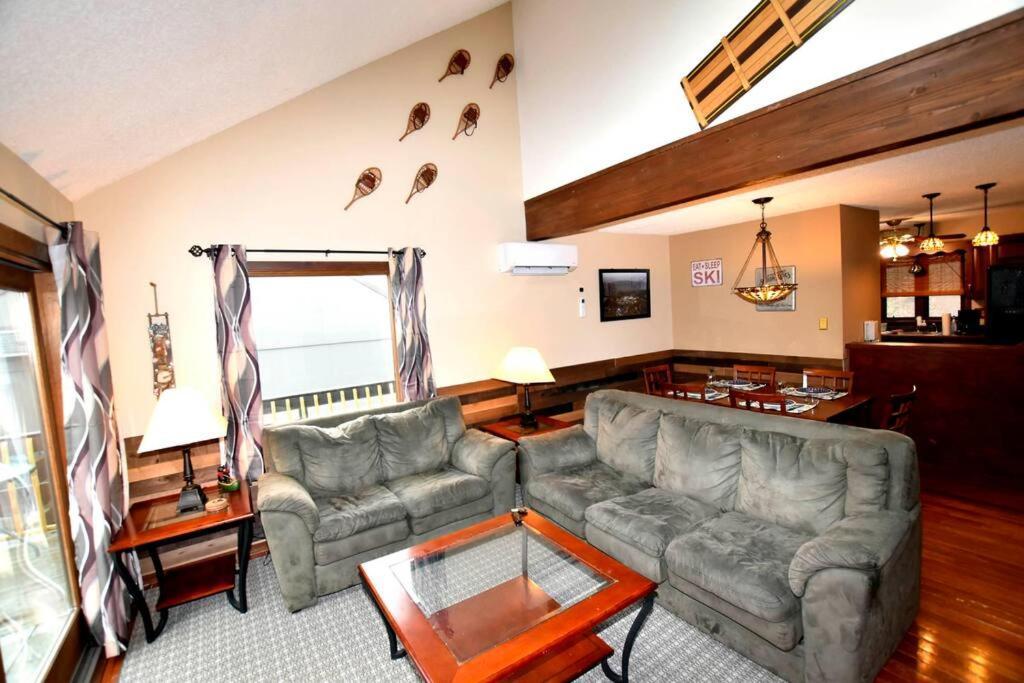3-Bedroom Vacation Home Steps To Camelback Ski Area Ski-In Ski-Out Crescent Lake Экстерьер фото